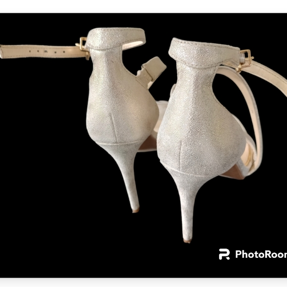 Jessica Simpson Rayli Ankle Strap Heeled Sandals - Picture 6 of 10